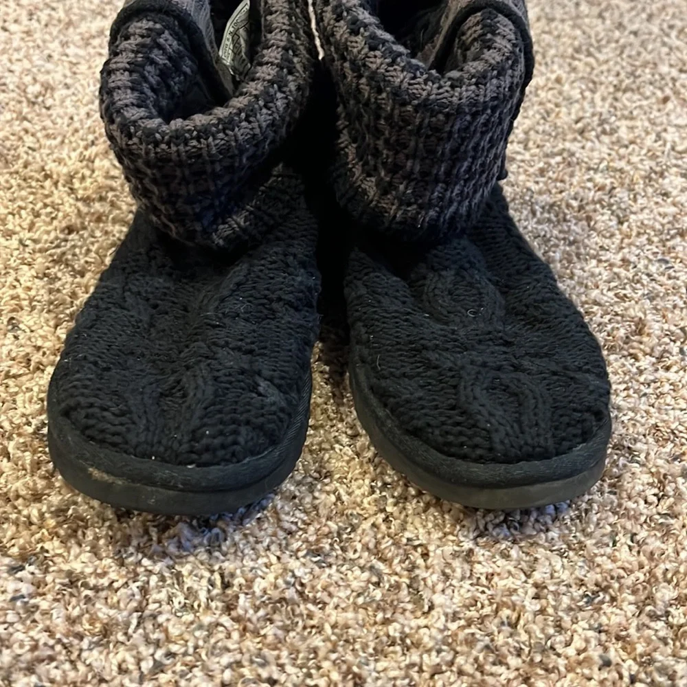 Ugg knit boots - Picture 3 of 5